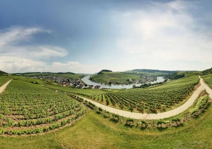 Hotel Weingut Matthias Dostert / Culinarium Nittel